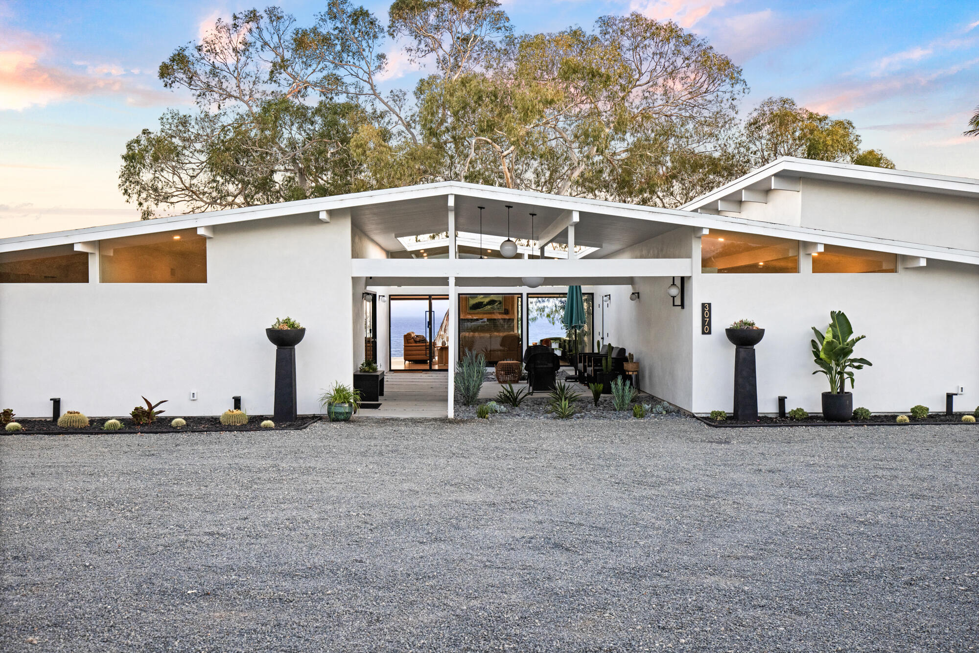 3070 Sea Cliff Santa Barbara, CA 93109 - Photo 2 of 35 Front of House 1