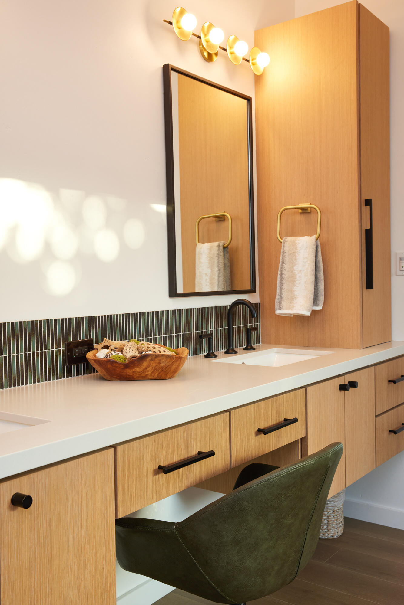 3070 Sea Cliff Santa Barbara, CA 93109 - Photo 25 of 35 Primary Bathroom 3