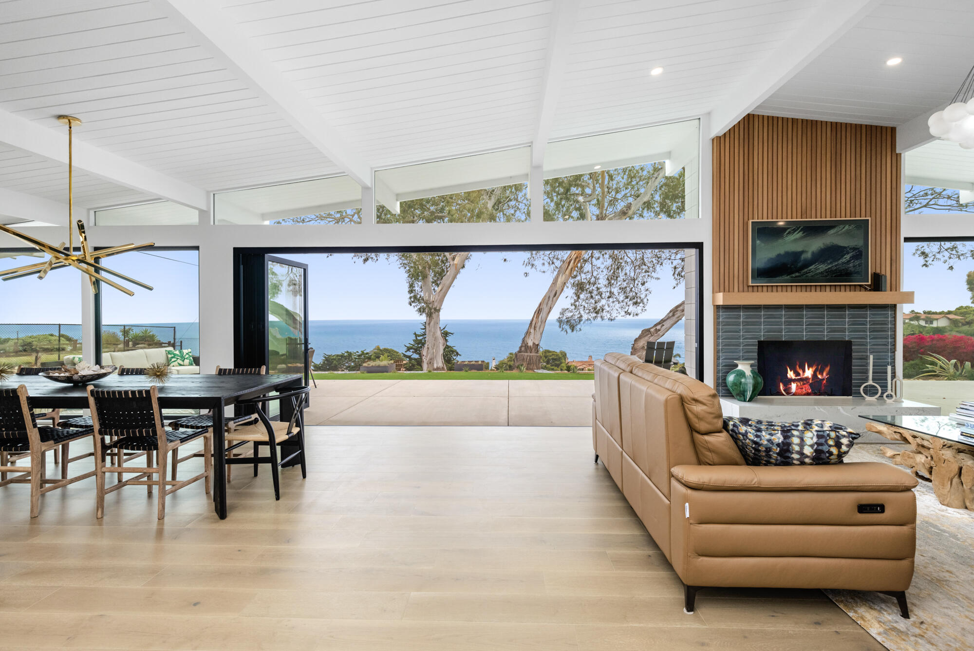 3070 Sea Cliff Santa Barbara, CA 93109 - Photo 10 of 35 Open Plan Living 1