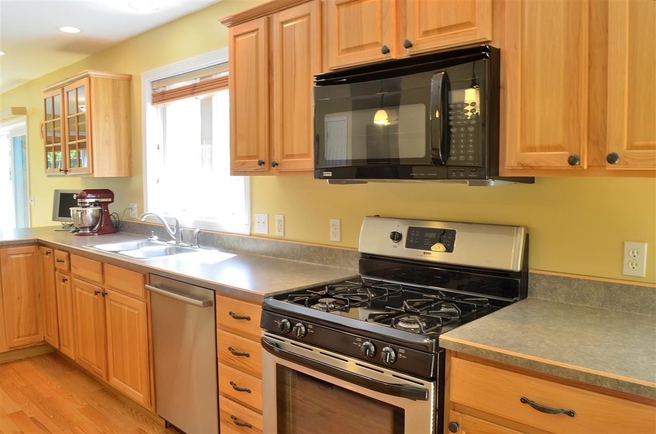 6 Alexzis Road Fairfax, VT 05454 - Photo 13 of 40
