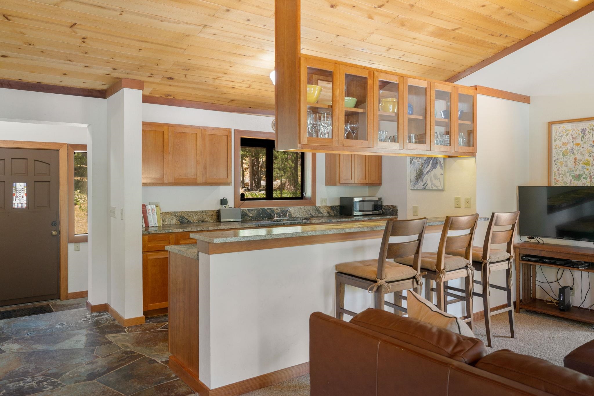 121 Tiger Tail Road Olympic Valley, CA 96146 - Photo 15 of 28