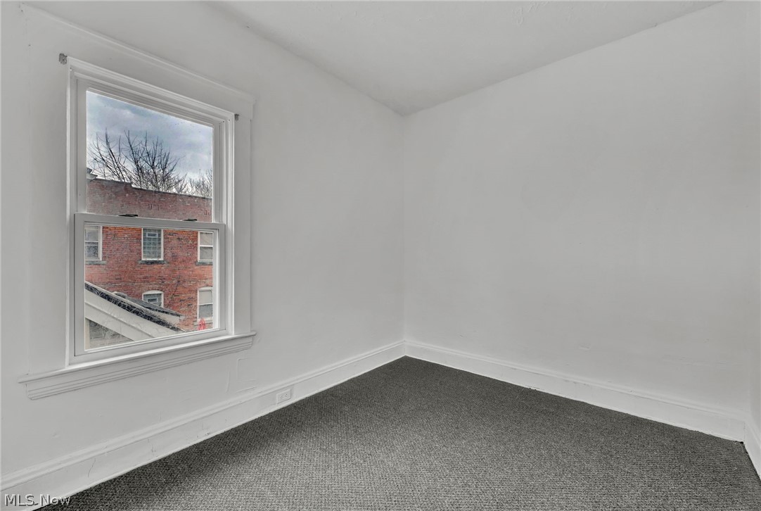880 Stevenson Road Cleveland, OH 44110 - Photo 12 of 19