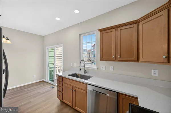 $525,000 | 25484 Amber Gate Terrace, Chantilly, VA 20152