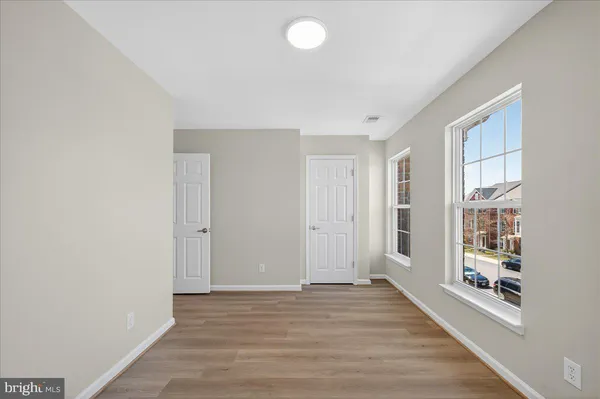 $525,000 | 25484 Amber Gate Terrace, Chantilly, VA 20152