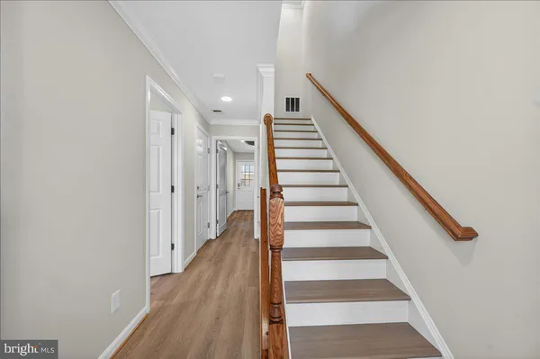 $525,000 | 25484 Amber Gate Terrace, Chantilly, VA 20152