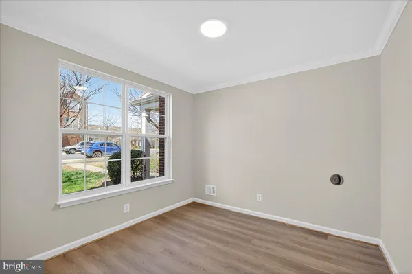 $525,000 | 25484 Amber Gate Terrace, Chantilly, VA 20152