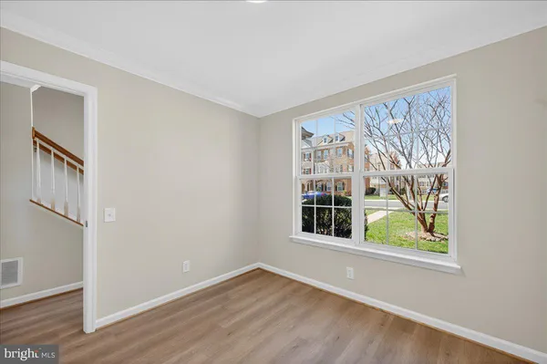 $525,000 | 25484 Amber Gate Terrace, Chantilly, VA 20152