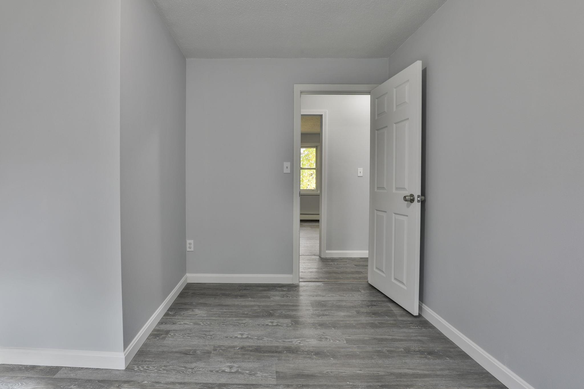 8 Al Street, Unit R Derry, NH 03038 - Photo 11 of 25