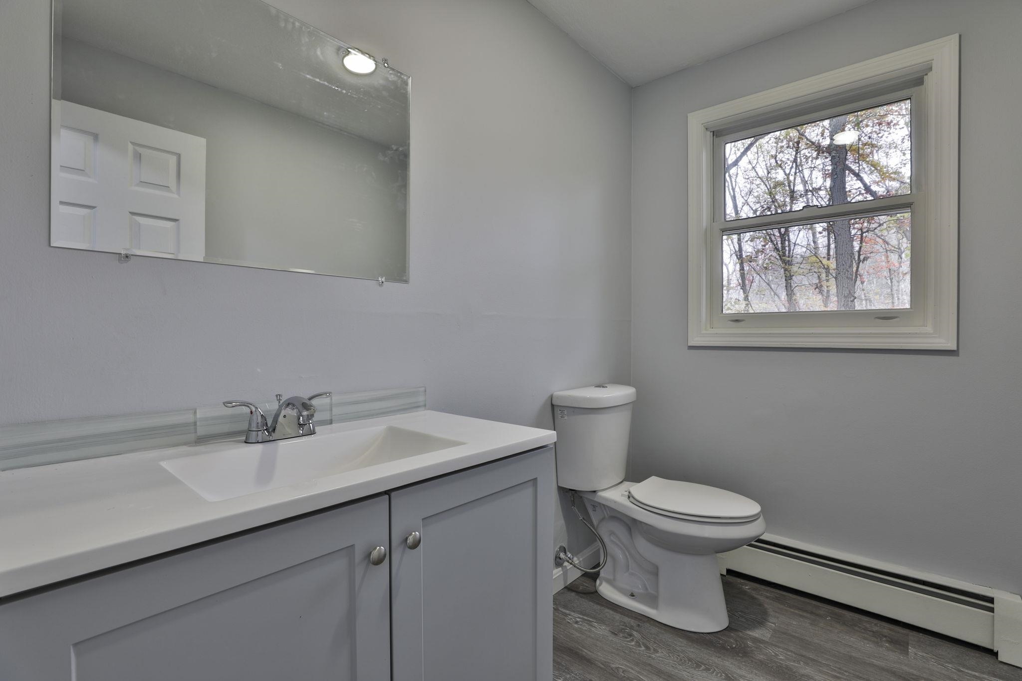 8 Al Street, Unit R Derry, NH 03038 - Photo 3 of 25