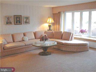 668 Rising Sun Avenue Holland, PA 18966 - Photo 2 of 6 Gallery Image 2