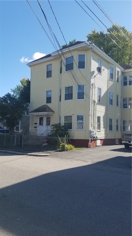 175 Baxter Street Pawtucket, RI 02861 - Photo 1 of 38 Gallery Image 1