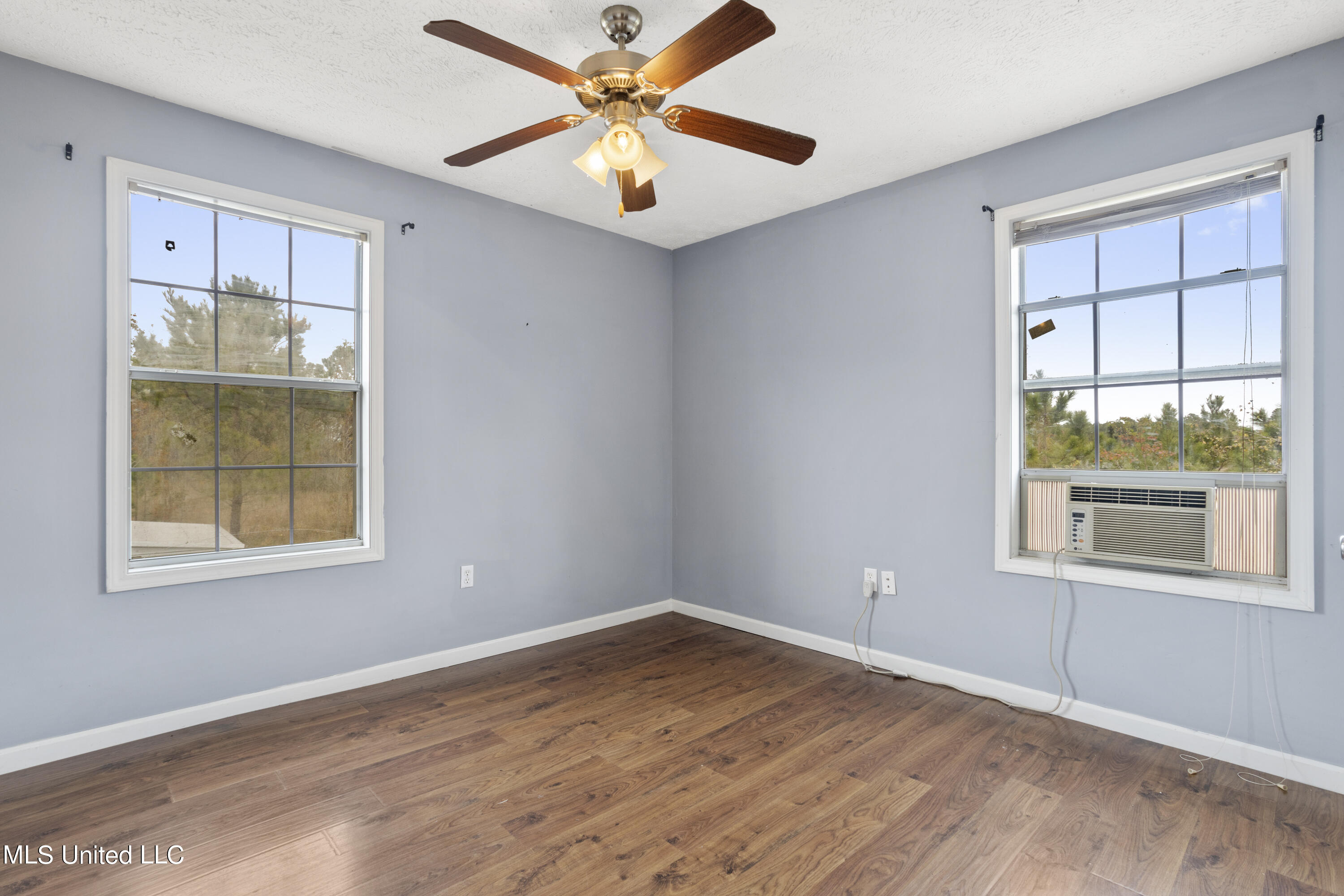 8116 Lower Bay Road Bay St. Louis, MS 39520 - Photo 13 of 20 013