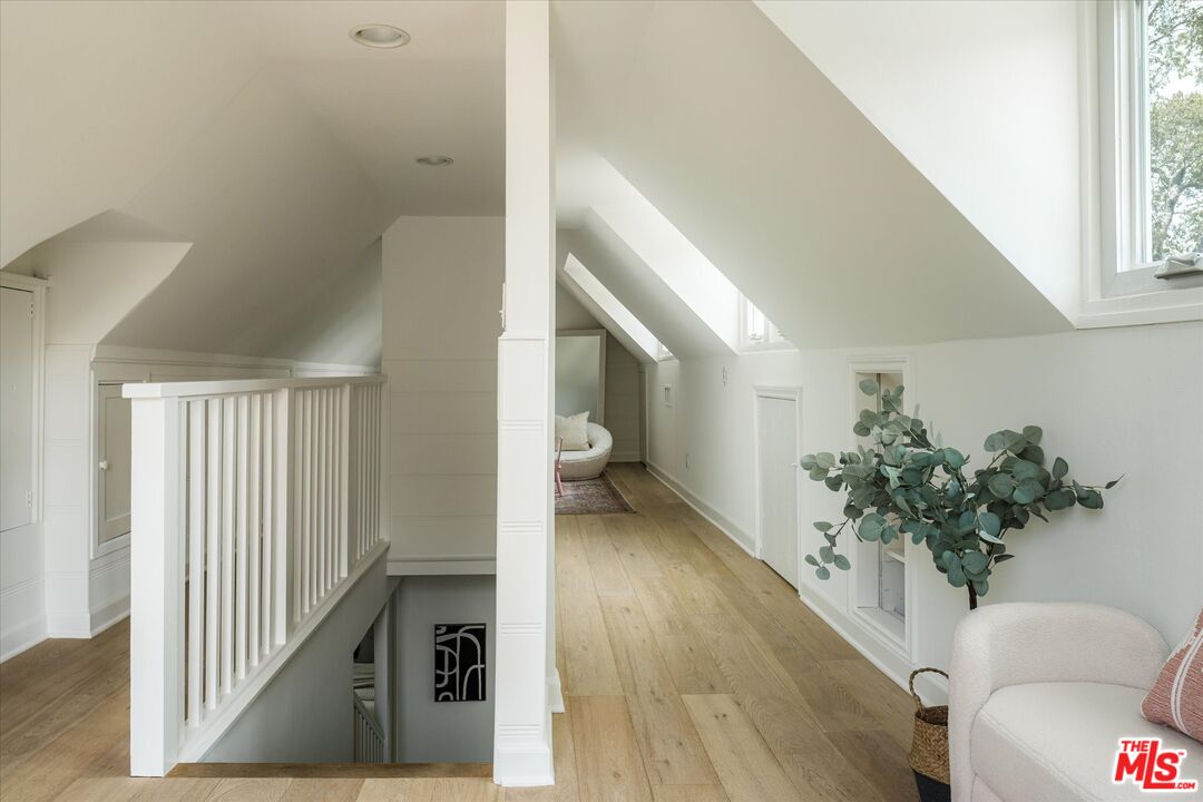 1767 Hillside Drive Glendale, CA 91208 - Photo 27 of 51 a view of entryway with wooden floor