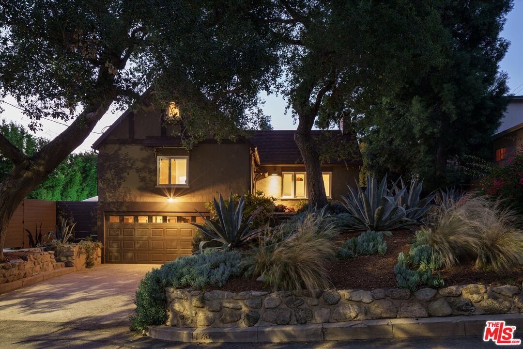1767 Hillside Drive Glendale, CA 91208 - Photo 44 of 51 a house view with a garden space