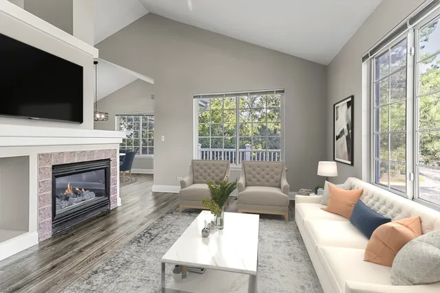 $359,900 | 161 Lucerne Court, Wheeling, IL 60090