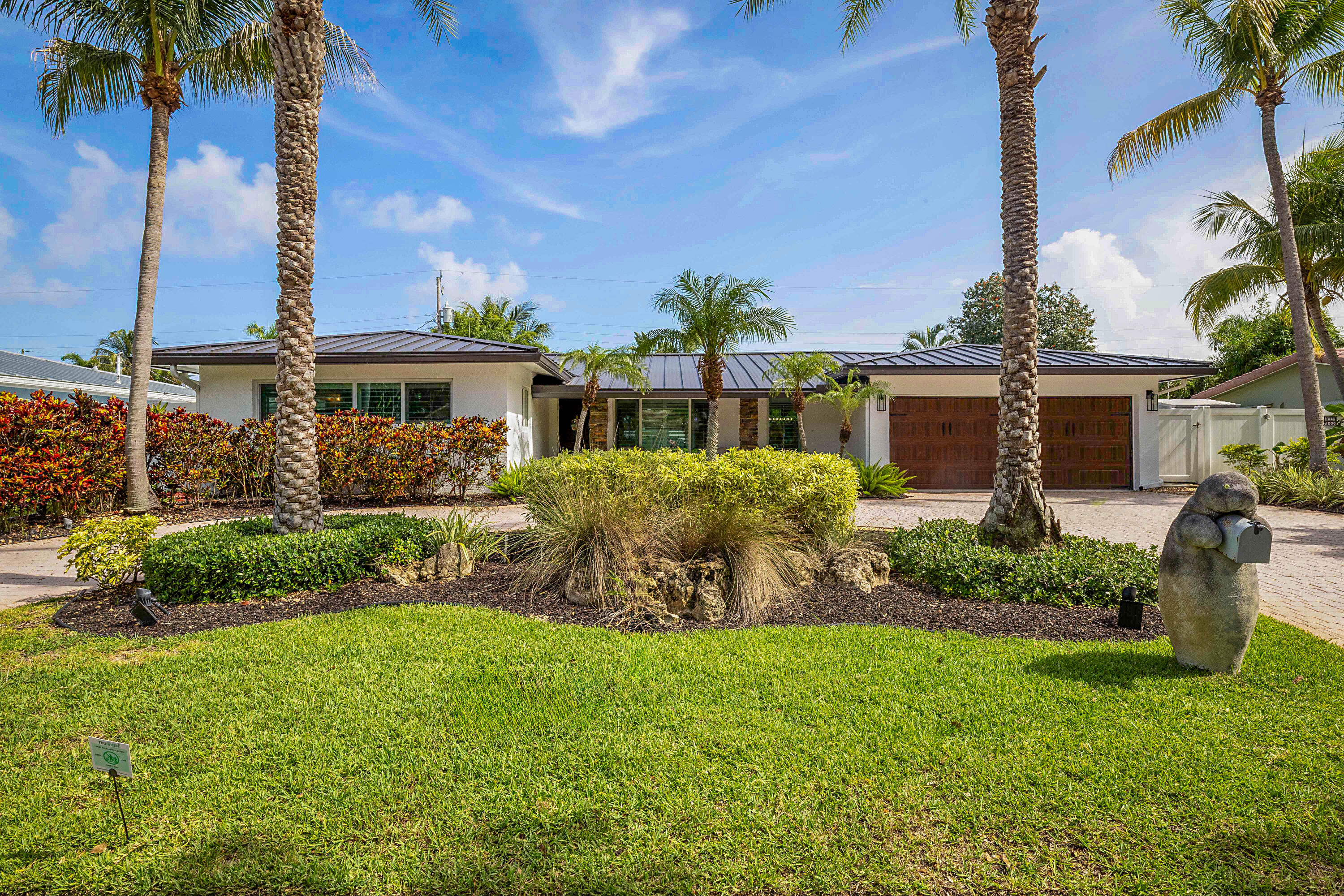 2620 Northeast 53rd Street Lighthouse Point, FL 33064 - Photo 14 of 44 2620 NE 53rd St -2