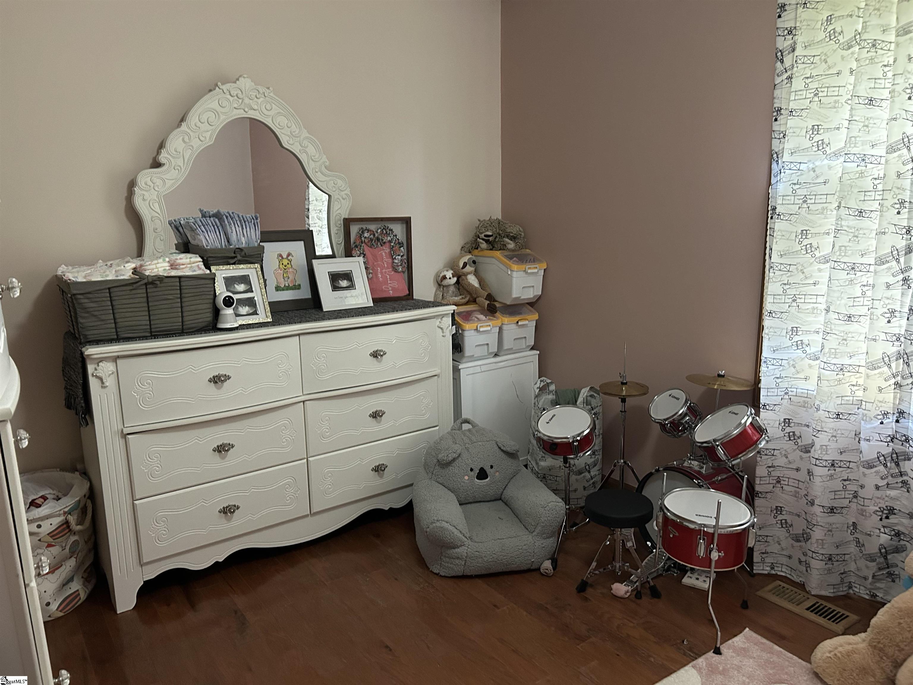 309 Lakeview Drive Laurens, SC 29360 - Photo 14 of 31