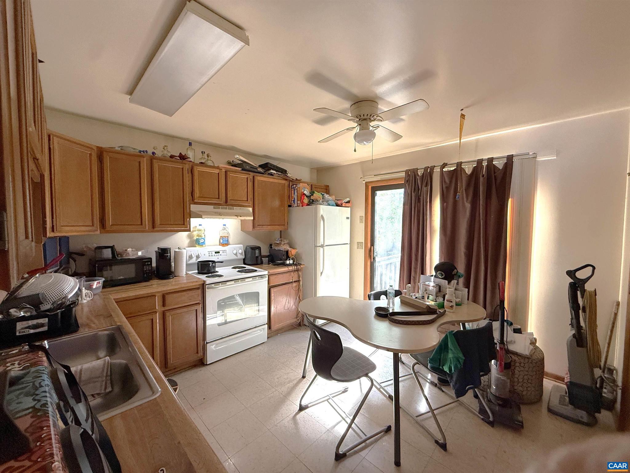 122 Goodman Street Charlottesville, VA 22902 - Photo 8 of 14
