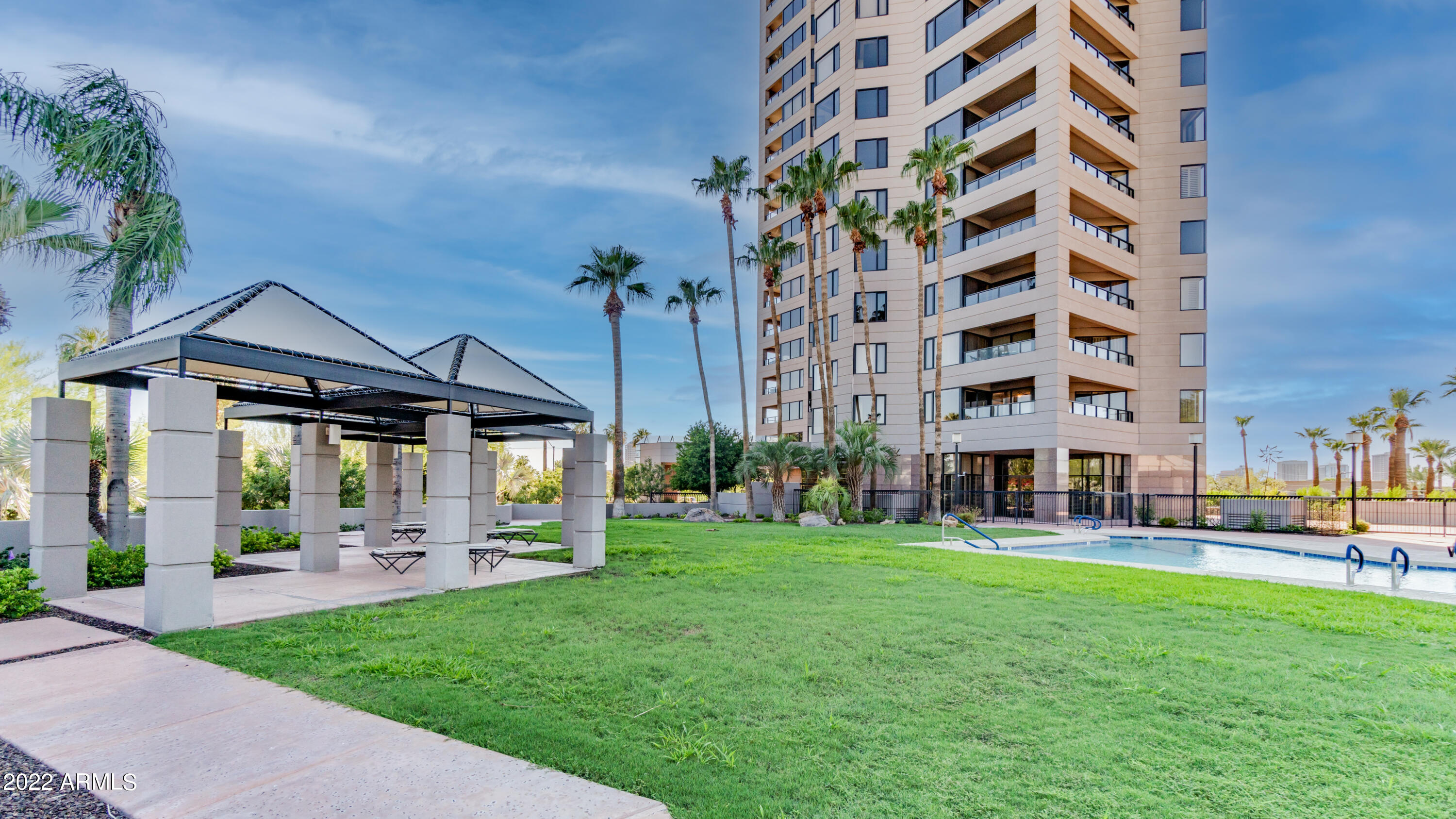 1040 East Osborn Road, Unit 202 Phoenix, AZ 85014 - Photo 54 of 58 pool