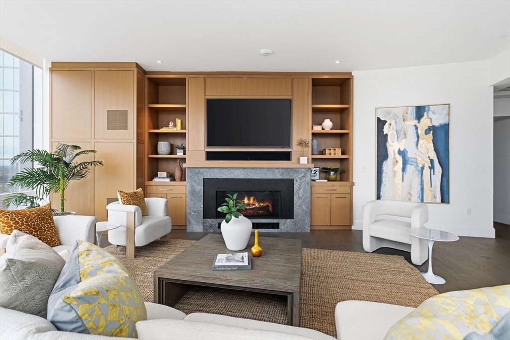 40 Trinity Place, Unit PH35B Boston, MA 02116 - Photo 3 of 40