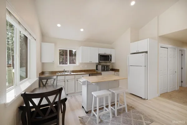 $1,279,000 | 2046 Lukins Way, South Lake Tahoe, CA 96150