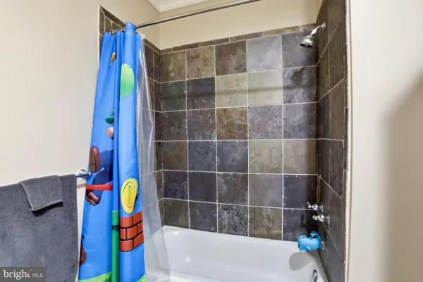 $2,550,000 | 606 Kentland Drive, Great Falls, VA 22066