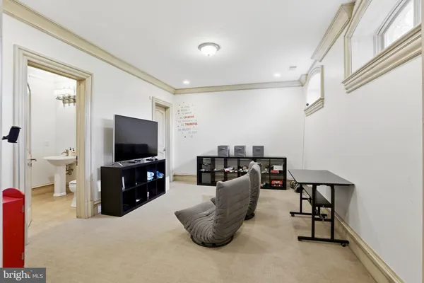 $2,550,000 | 606 Kentland Drive, Great Falls, VA 22066