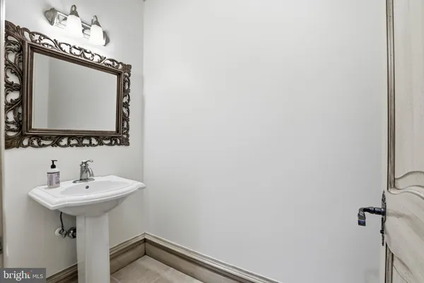 $2,550,000 | 606 Kentland Drive, Great Falls, VA 22066