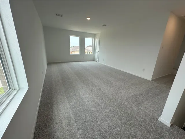 a view of empty room with window