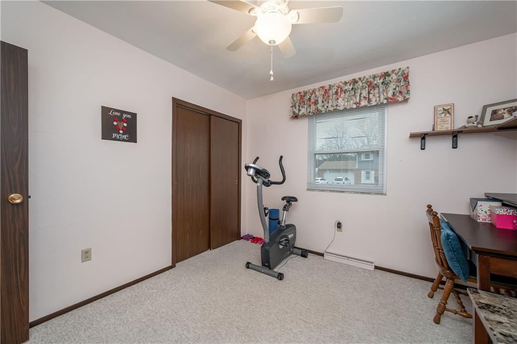 146 Hampton Court Butler, PA 16002 - Photo 14 of 25 a view of a room with gym equipment