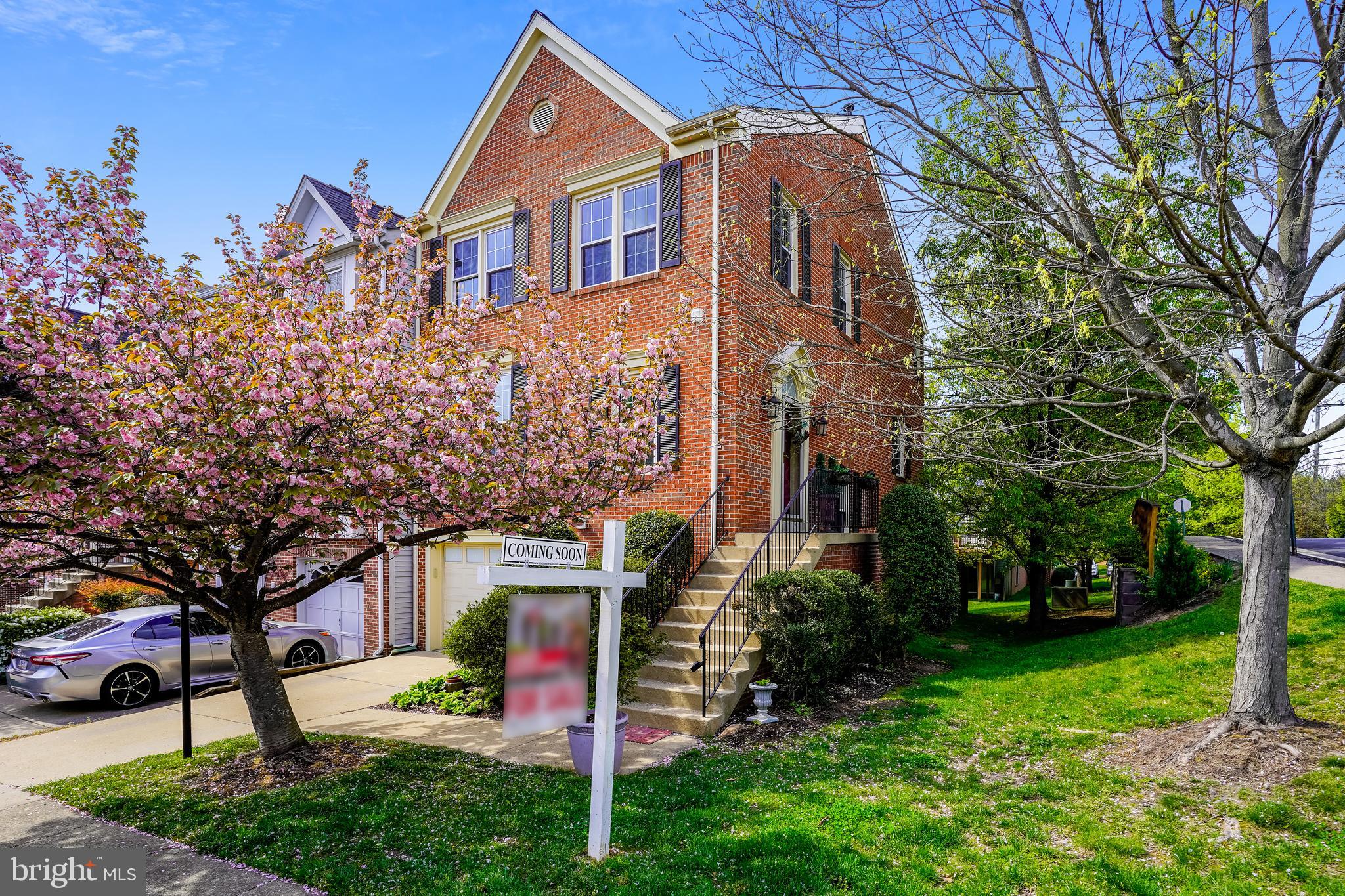 8000 Readington Court Springfield, VA 22152 - Photo 1 of 47 Gallery Image 1