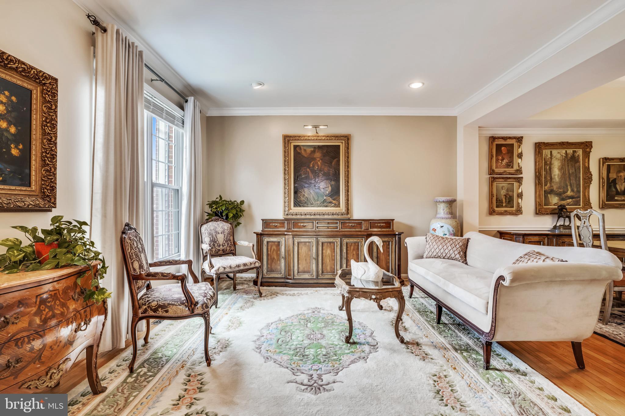 8000 Readington Court Springfield, VA 22152 - Photo 9 of 47 Gallery Image 9