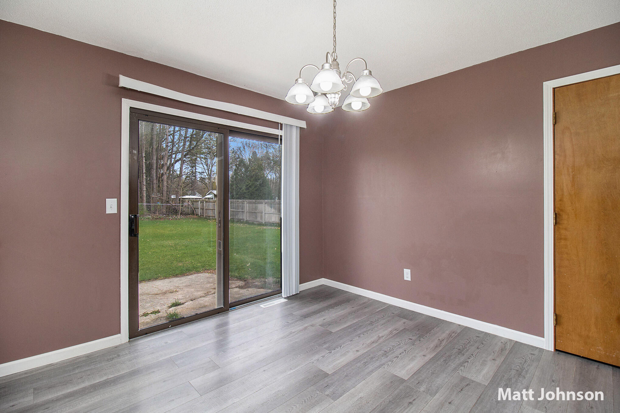 3355 South Walker Road Muskegon, MI 49444 - Photo 13 of 28 625A6913