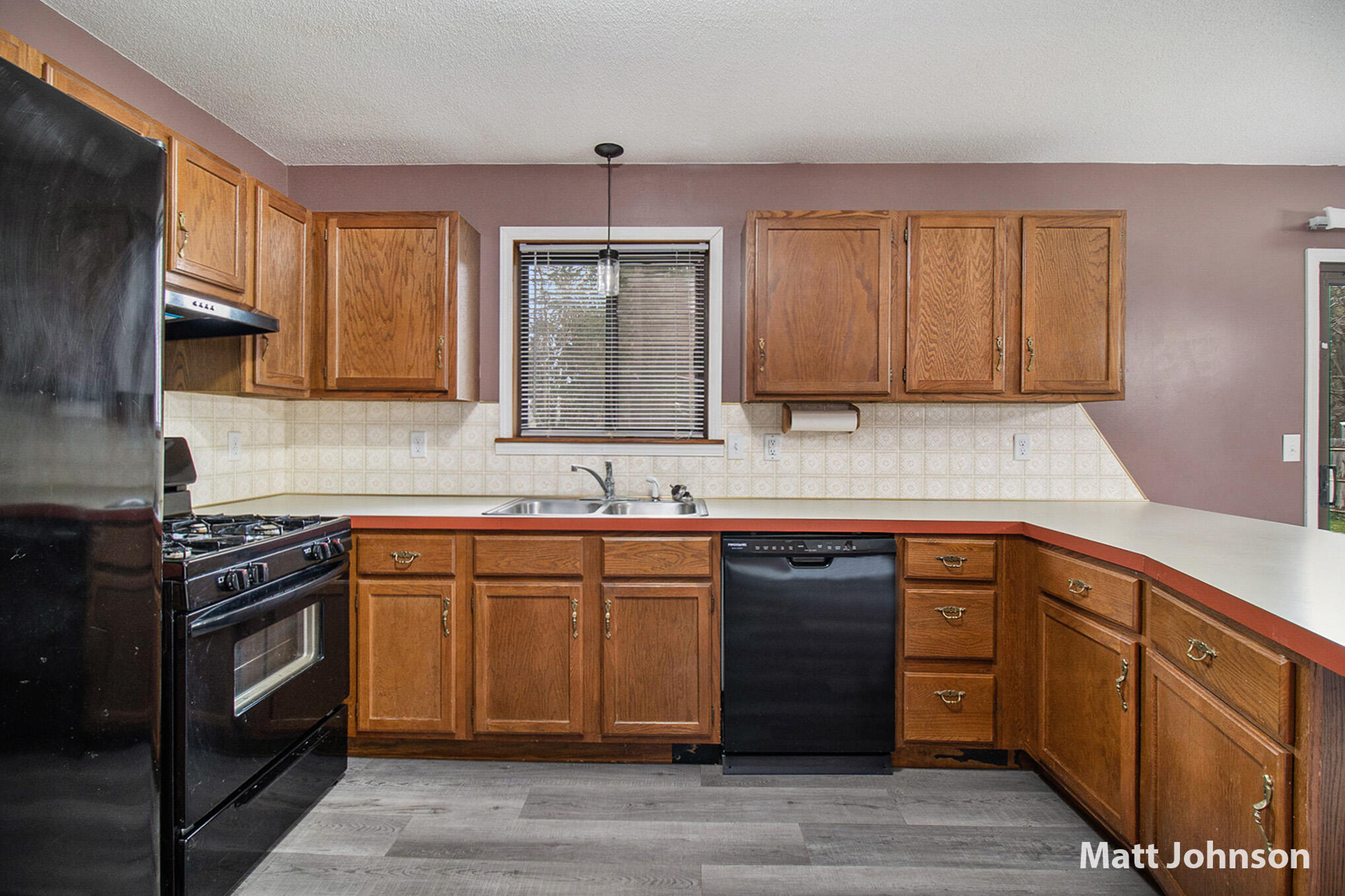 3355 South Walker Road Muskegon, MI 49444 - Photo 16 of 28 625A6919