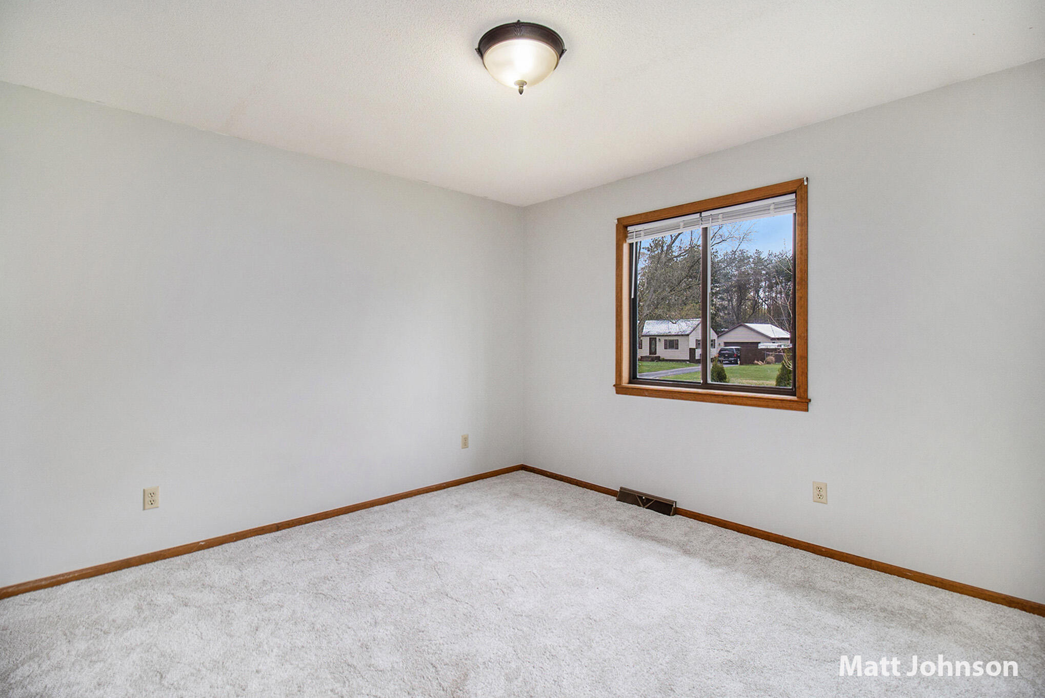 3355 South Walker Road Muskegon, MI 49444 - Photo 20 of 28 625A6887