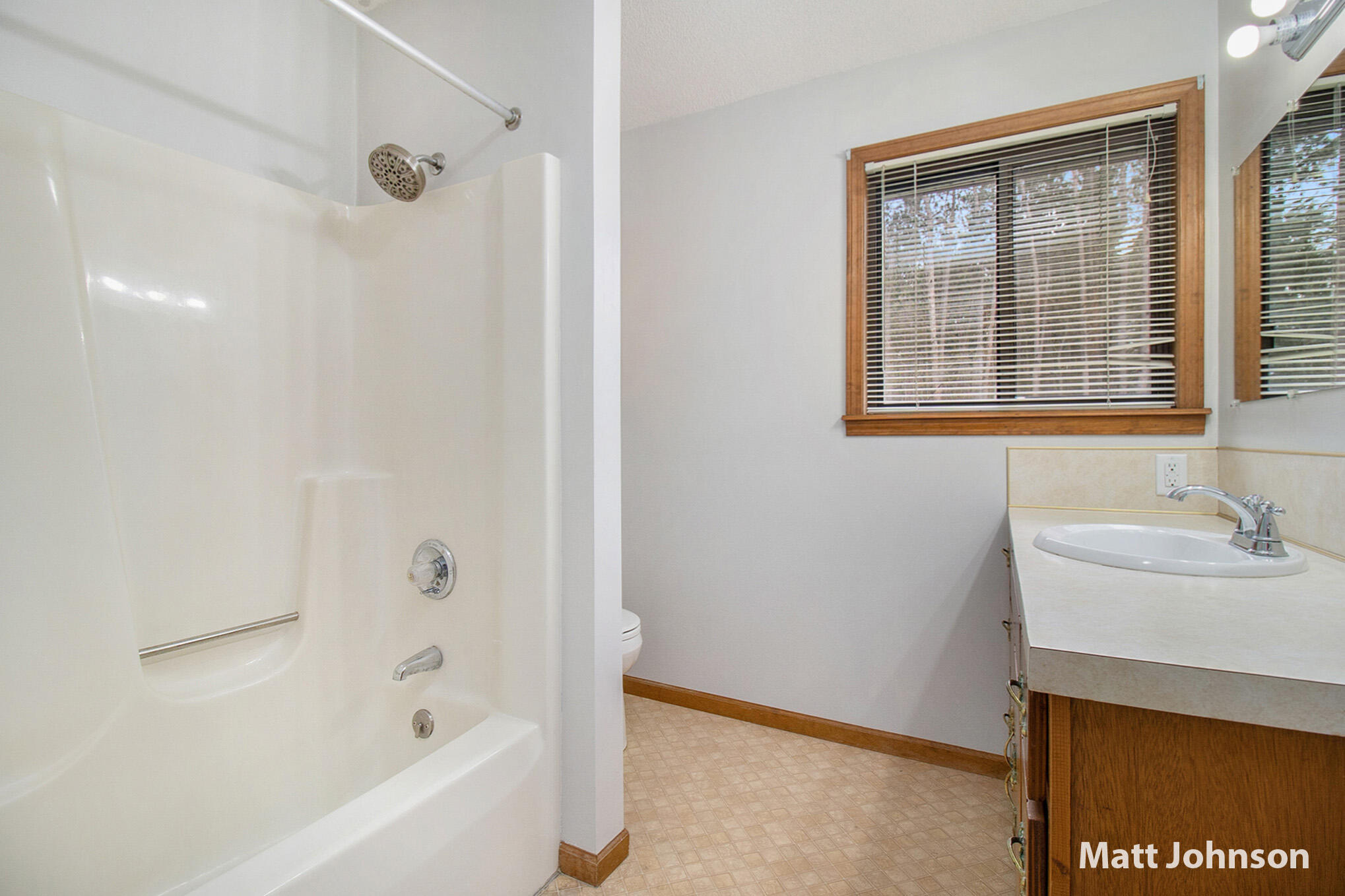 3355 South Walker Road Muskegon, MI 49444 - Photo 23 of 28 625A6894