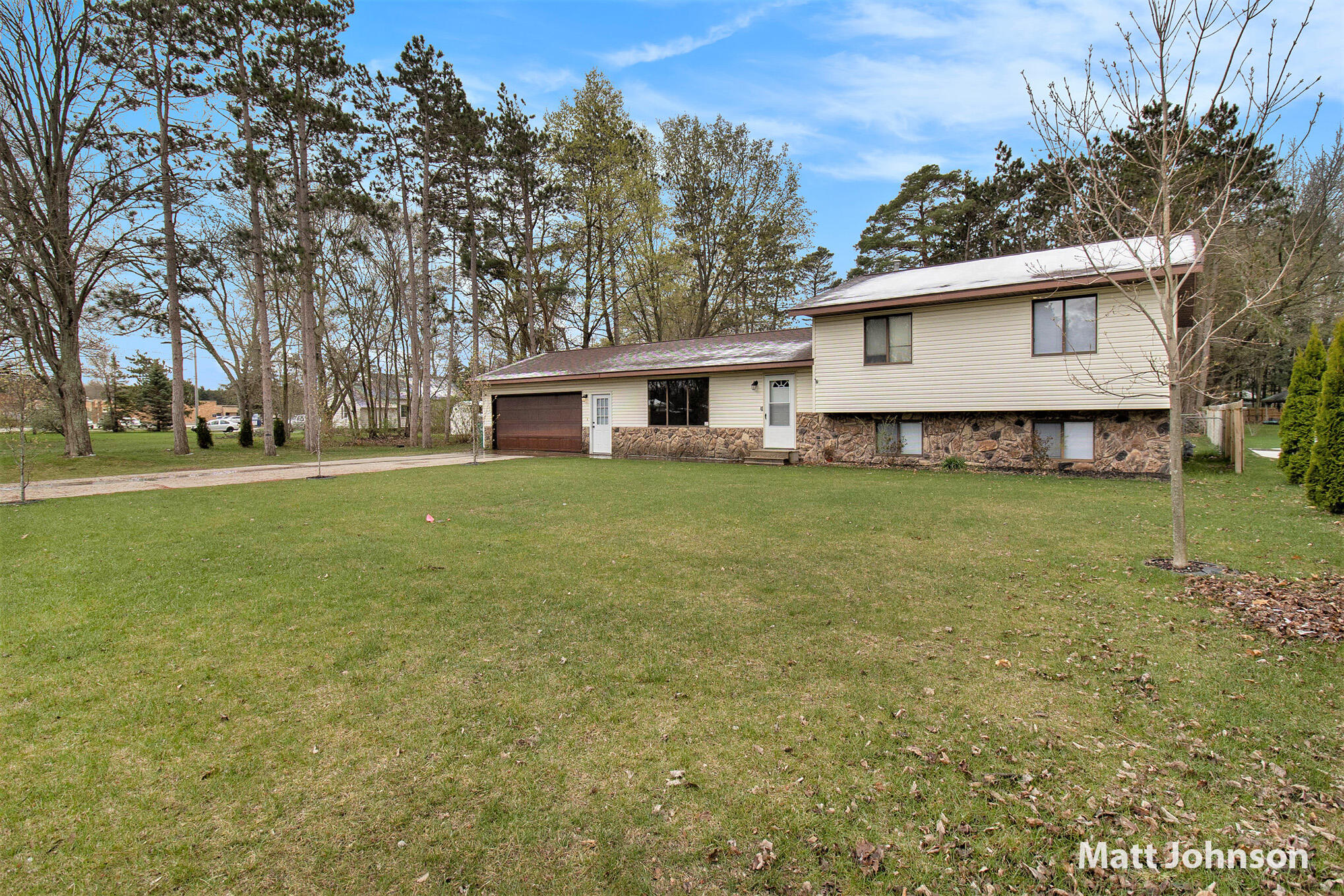 3355 South Walker Road Muskegon, MI 49444 - Photo 3 of 28 625A6971