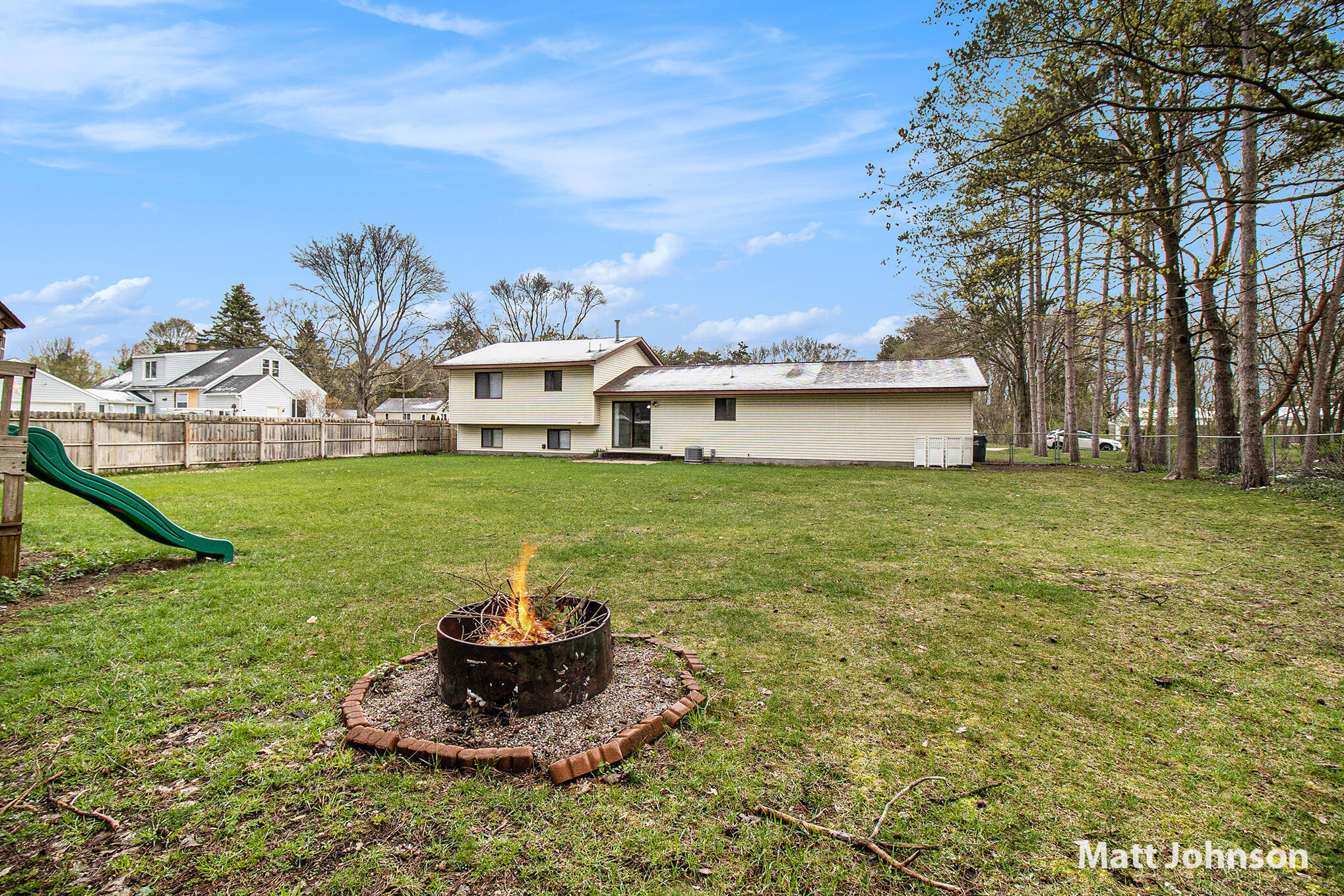 3355 South Walker Road Muskegon, MI 49444 - Photo 5 of 28 625A6949
