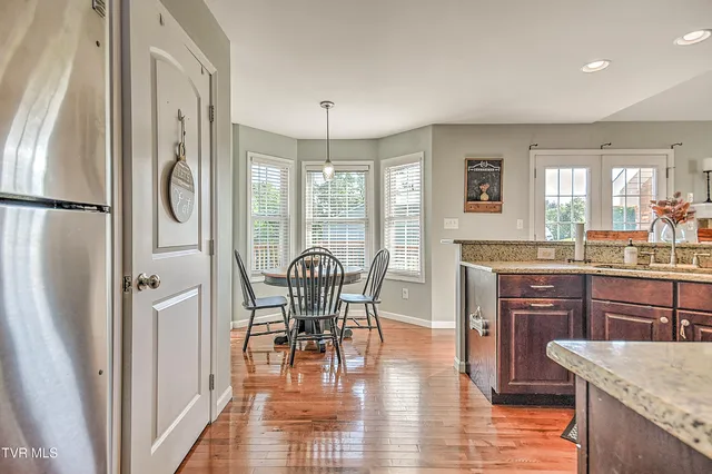 $299,900 | 517 West Glade Street, Glade Spring, VA 24340