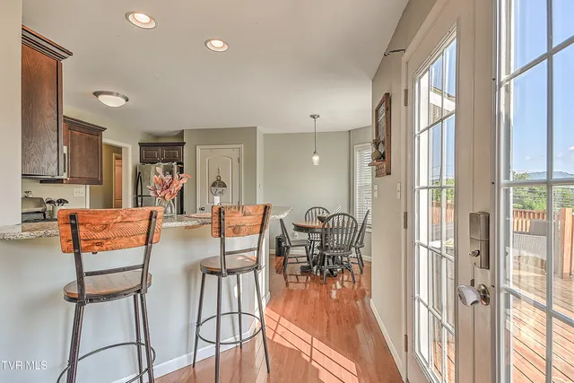 $299,900 | 517 West Glade Street, Glade Spring, VA 24340