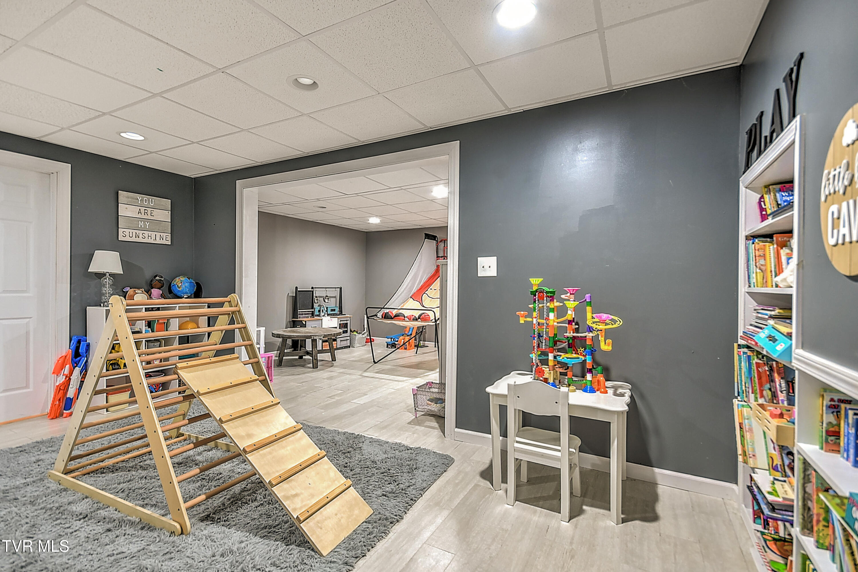 517 West Glade Street Glade Spring, VA 24340 - Photo 31 of 68 517 W Glade St DOM-29