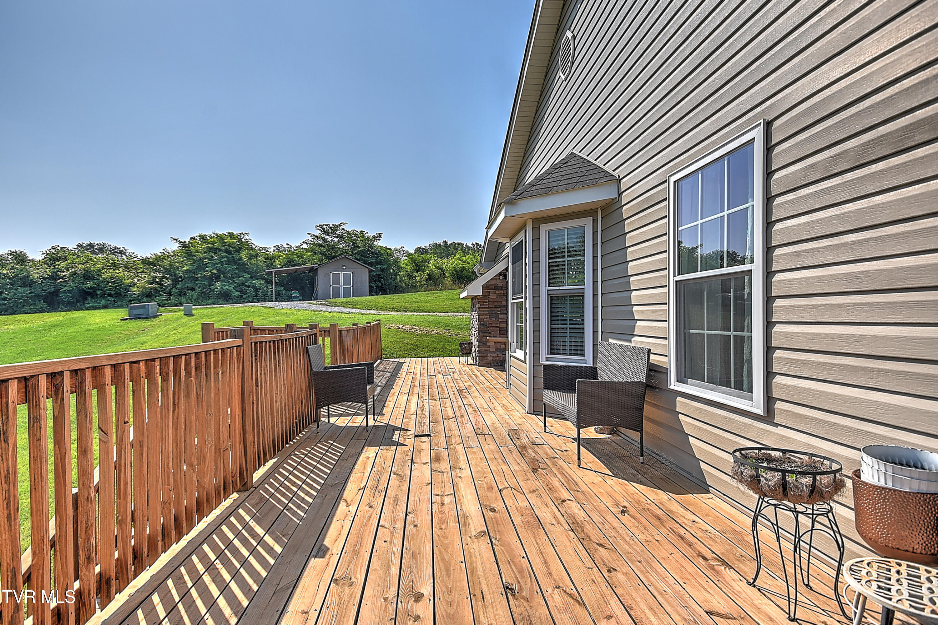 517 West Glade Street Glade Spring, VA 24340 - Photo 46 of 68 517 W Glade St DOM-44