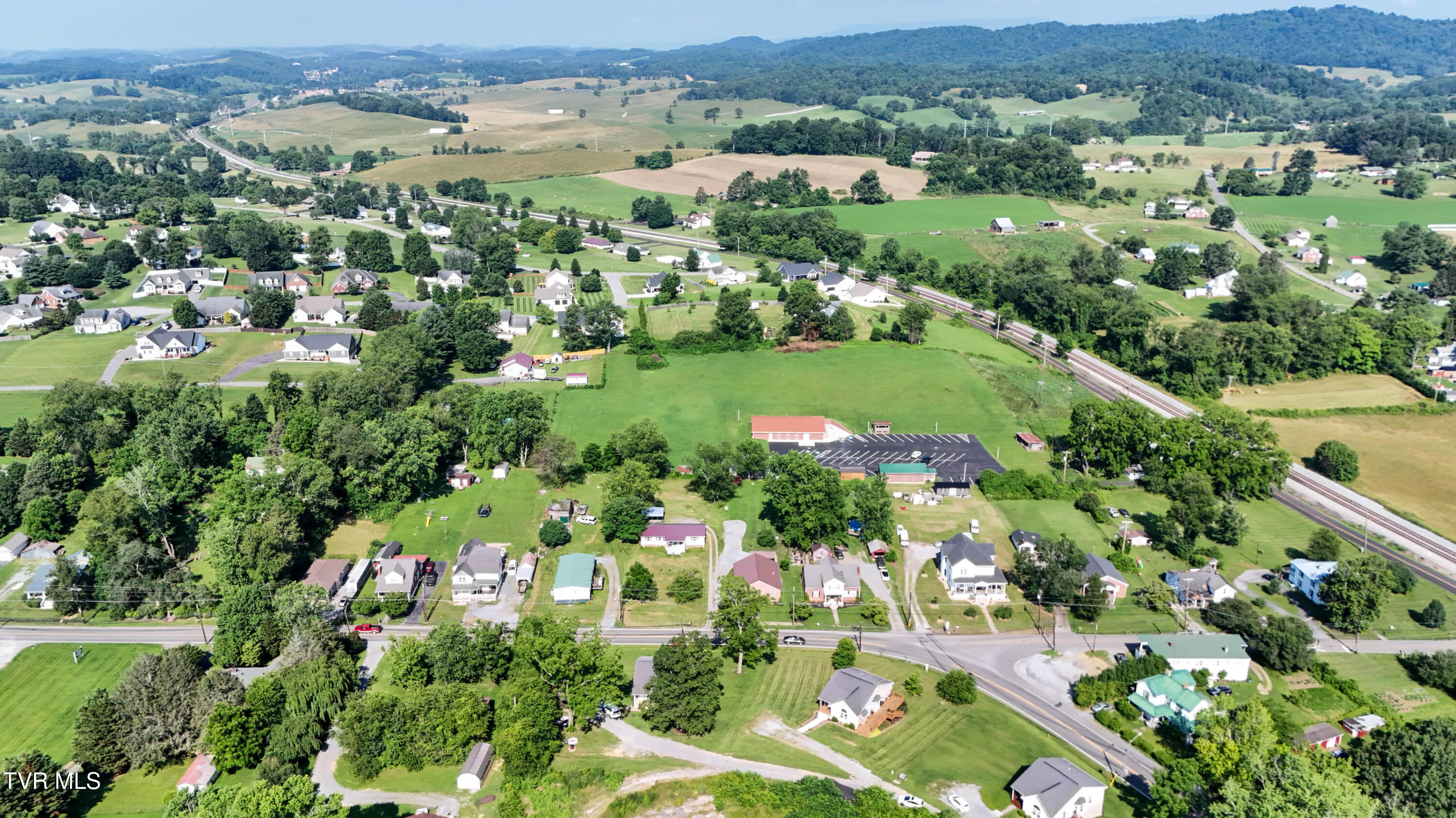 517 West Glade Street Glade Spring, VA 24340 - Photo 60 of 68 517 W Glade St Drone DOM-11