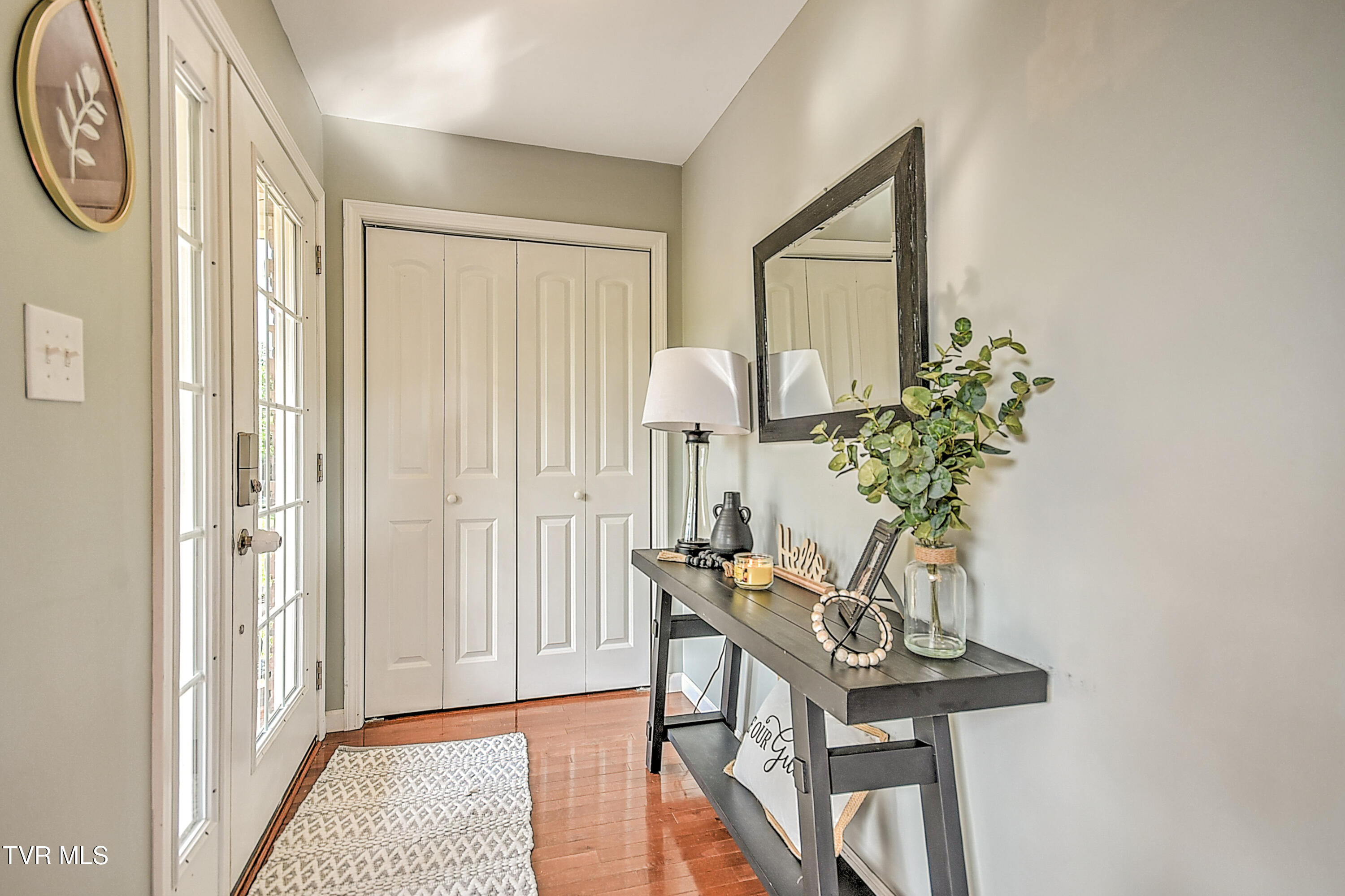 517 West Glade Street Glade Spring, VA 24340 - Photo 6 of 68 517 W Glade St DOM-5