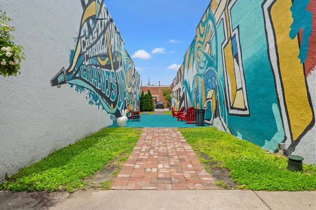 $303,525 | 964 Woodside Drive, Conway, SC 29526