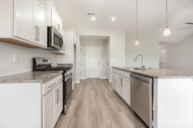 $303,525 | 964 Woodside Drive, Conway, SC 29526