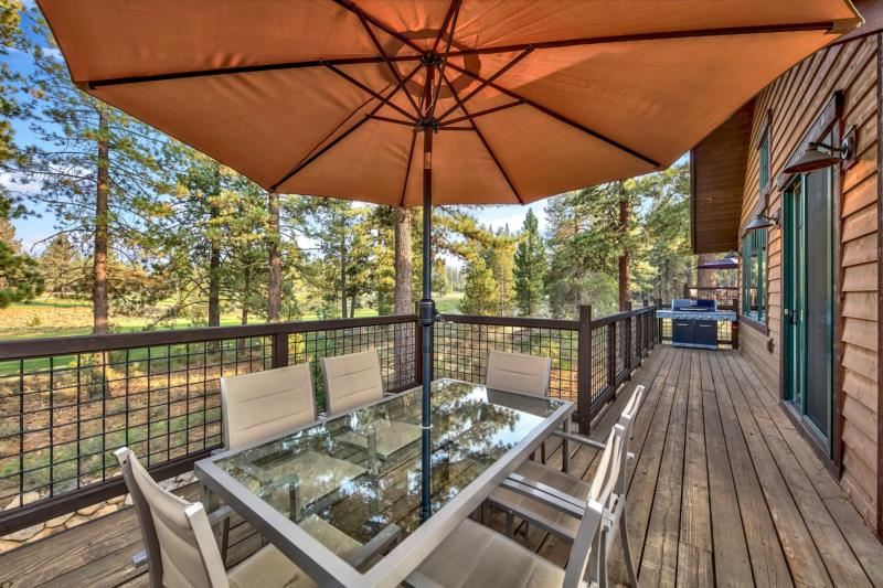 10175 Annies Loop Truckee, CA 96161 - Photo 4 of 21