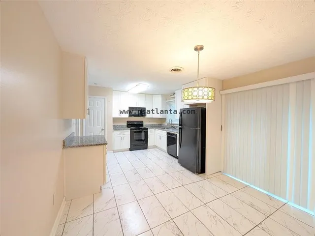 $1,495 | 525 Cedar Wood Court Southwest, College Park, GA 30349