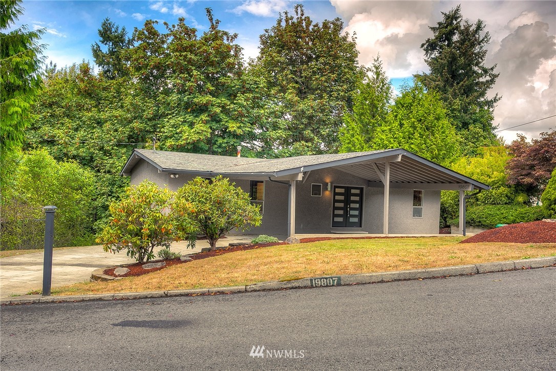 19807 97th Avenue South Renton, WA 98055 - Photo 2 of 25