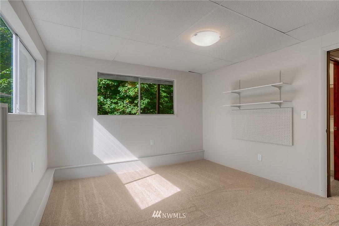 19807 97th Avenue South Renton, WA 98055 - Photo 21 of 25
